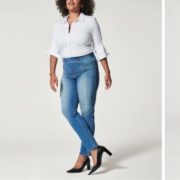 Womens SPANX Ankle Straight Leg Jeans in Vintage Indigo - Picture 2 of 9